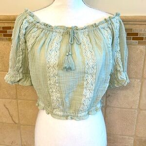 AEO crop peasant top